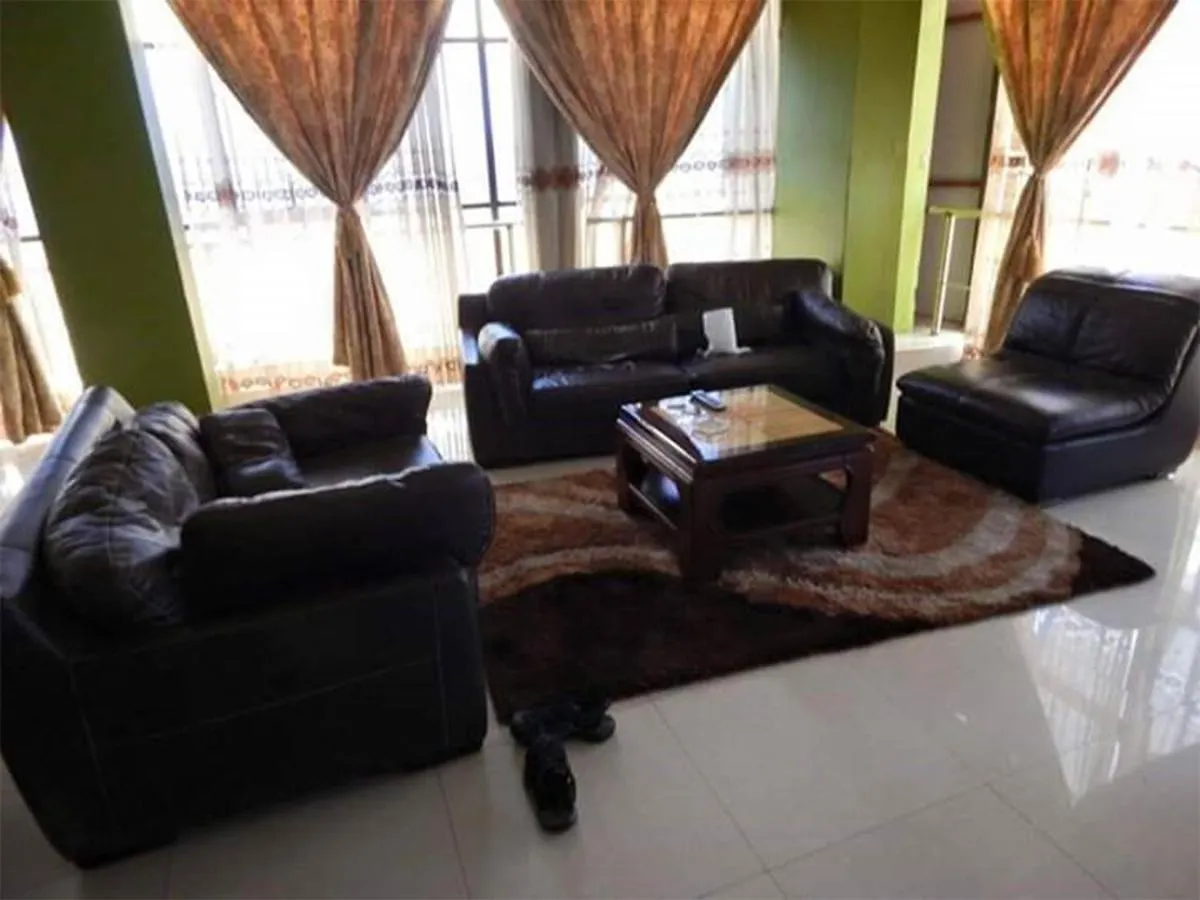 Go Around Kampala All Day To Return To Your Wonderful Apartment Ουγκάντα